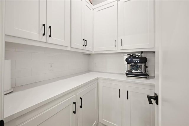 5957 NW 159th Street, Edmond, OK 73013