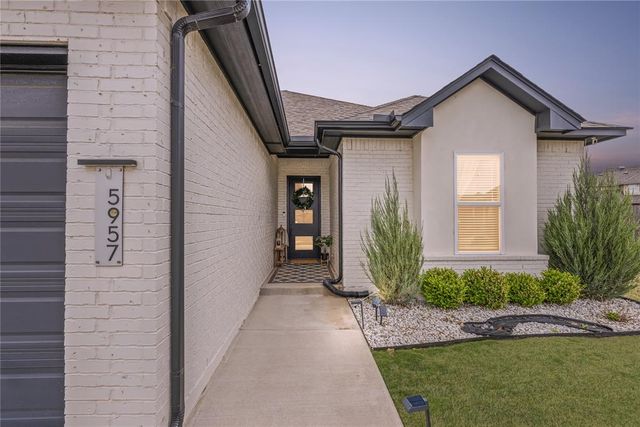 5957 NW 159th Street, Edmond, OK 73013