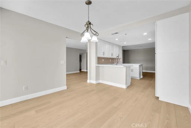 220 Nice 110, Newport Beach, CA 92663