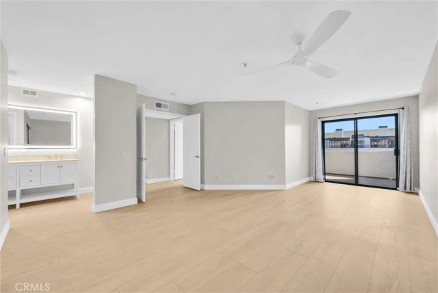 220 Nice 110, Newport Beach, CA 92663