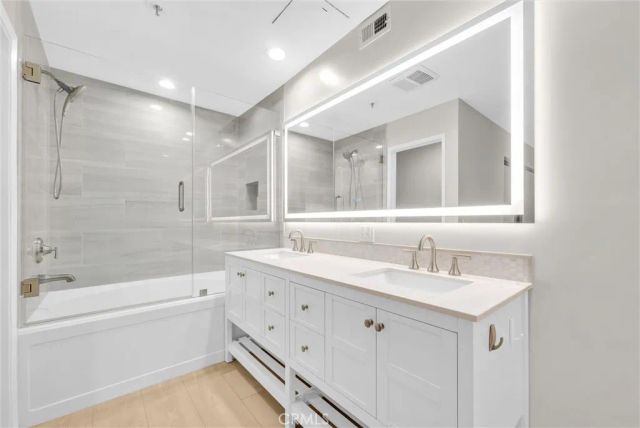 220 Nice 110, Newport Beach, CA 92663