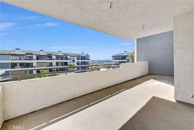 220 Nice 110, Newport Beach, CA 92663