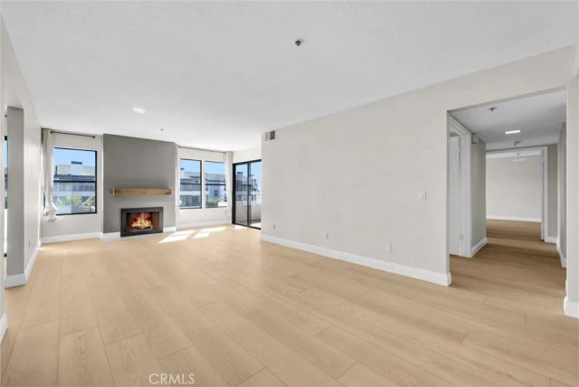 220 Nice 110, Newport Beach, CA 92663