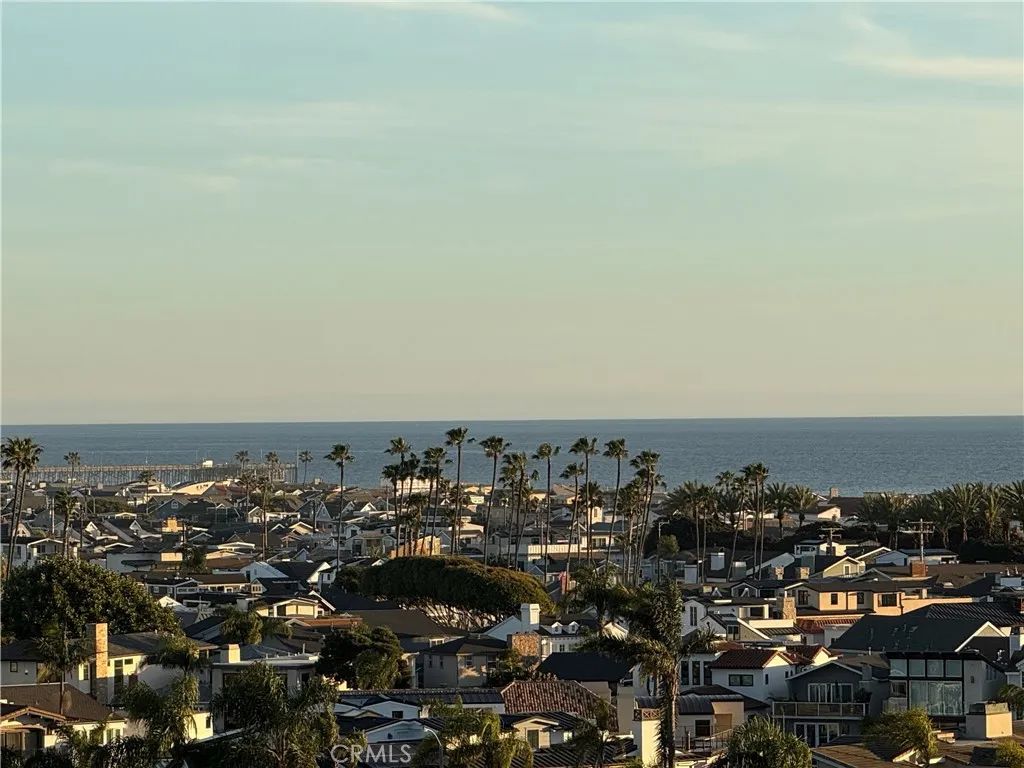 220 Nice 110, Newport Beach, CA 92663