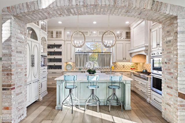 408 Princeton Woods Loop, Lafayette, LA 70508