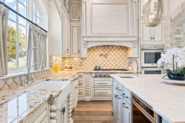 408 Princeton Woods Loop, Lafayette, LA 70508