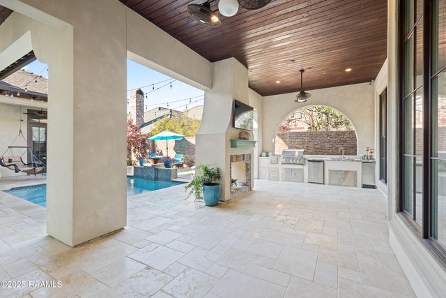 408 Princeton Woods Loop, Lafayette, LA 70508