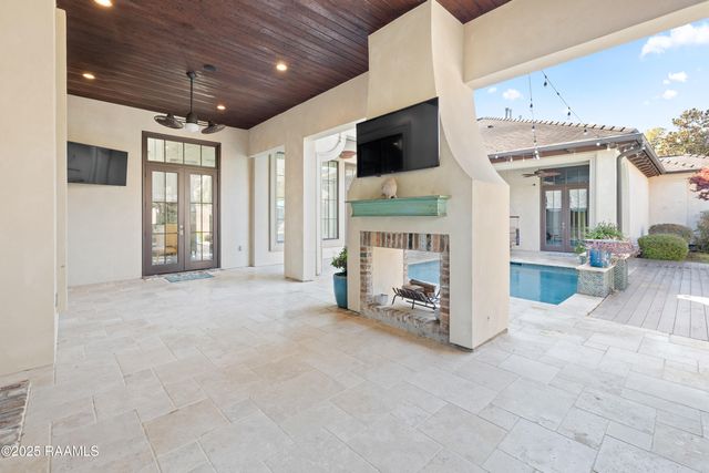 408 Princeton Woods Loop, Lafayette, LA 70508