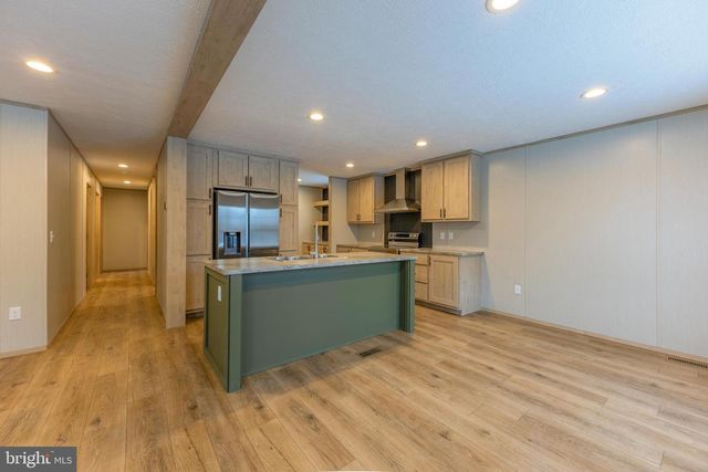 144 GORTON RD, Moshannon, PA 16859