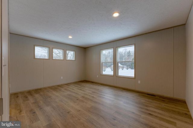 144 GORTON RD, Moshannon, PA 16859