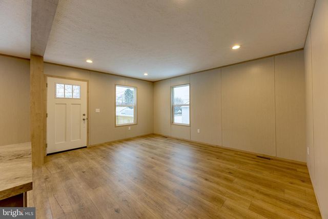 144 GORTON RD, Moshannon, PA 16859