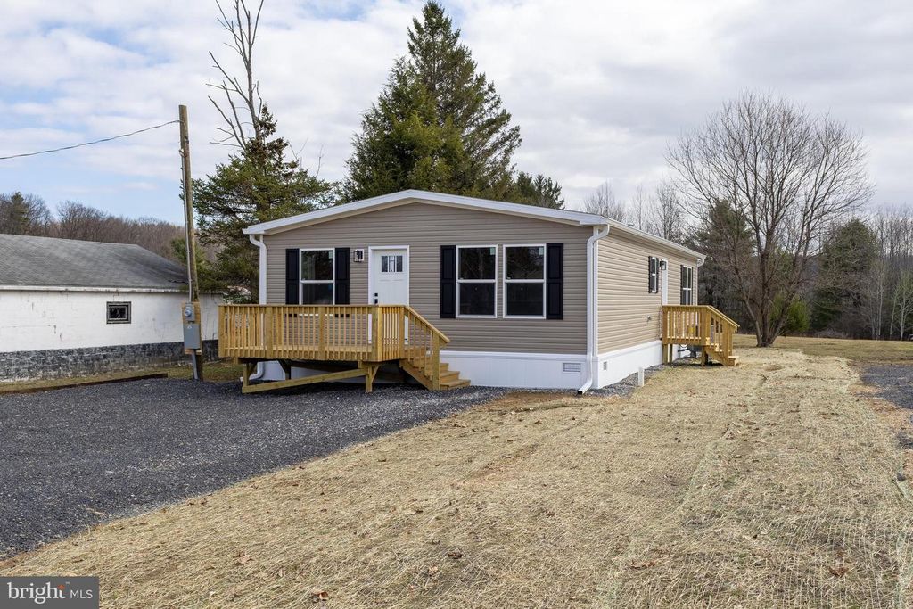 144 GORTON RD, Moshannon, PA 16859