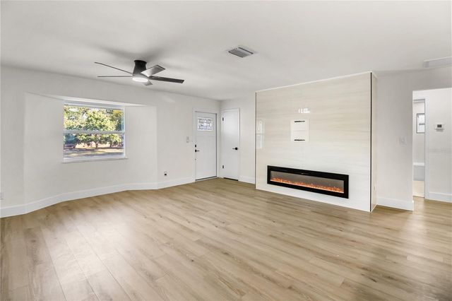 1984 64TH AVENUE N, St Petersburg, FL 33702