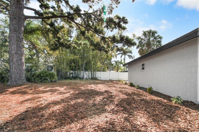 1984 64TH AVENUE N, St Petersburg, FL 33702