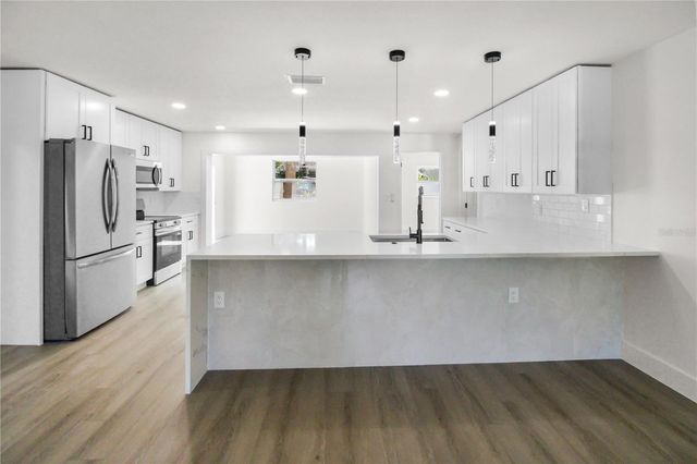 1984 64TH AVENUE N, St Petersburg, FL 33702