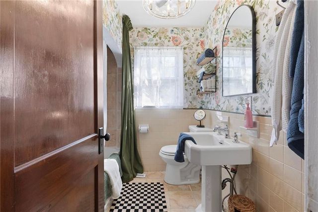 709 N Allen Road, Independence, MO 64050