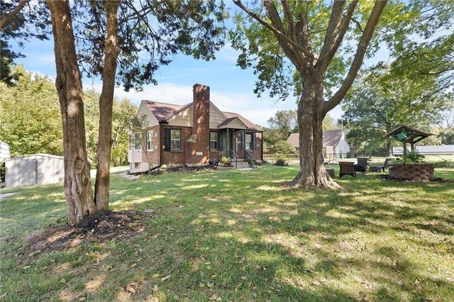 709 N Allen Road, Independence, MO 64050