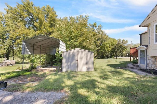 709 N Allen Road, Independence, MO 64050
