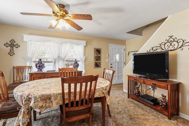 8 N Chestnut Street N, Hazlet, NJ 07730