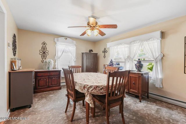 8 N Chestnut Street N, Hazlet, NJ 07730