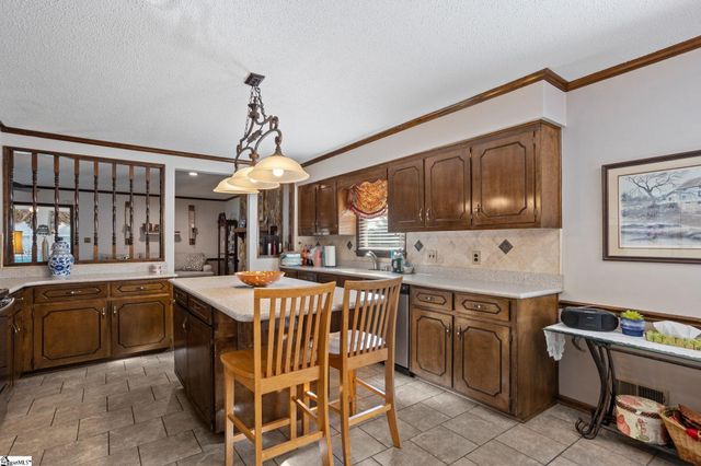 198 Pepperidge Drive, Spartanburg, SC 29303