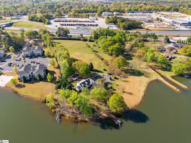 198 Pepperidge Drive, Spartanburg, SC 29303