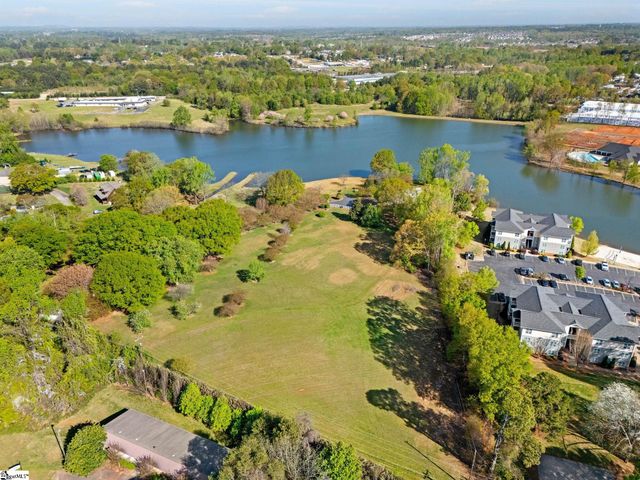 198 Pepperidge Drive, Spartanburg, SC 29303