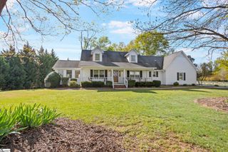 198 Pepperidge Drive, Spartanburg, SC 29303