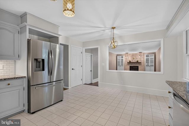 1436 WOODHAVEN DR, Hummelstown, PA 17036