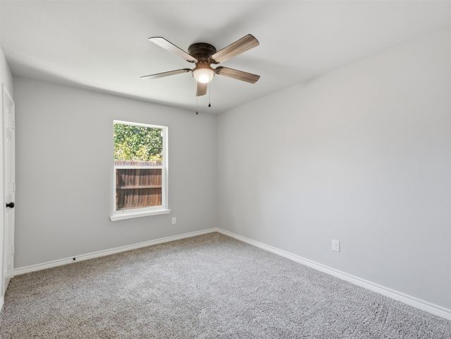 415 Cross Cut Drive, Arlington, TX 76018