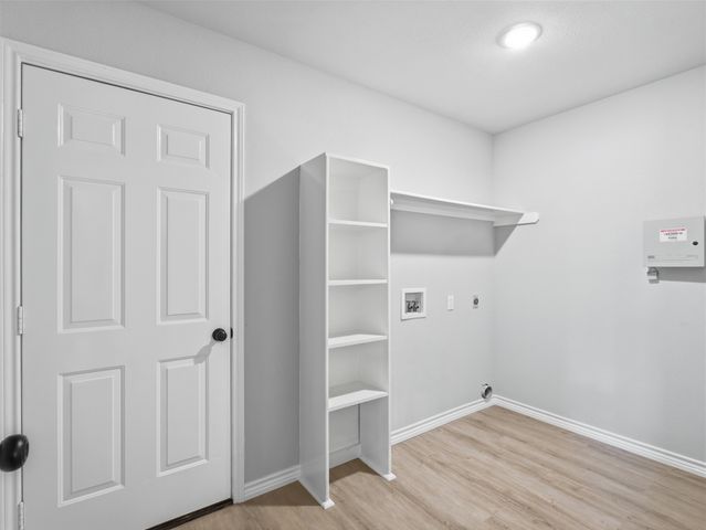 415 Cross Cut Drive, Arlington, TX 76018