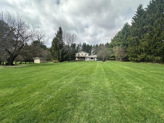 W309N174 Maple AVENUE, Waukesha, WI 53188
