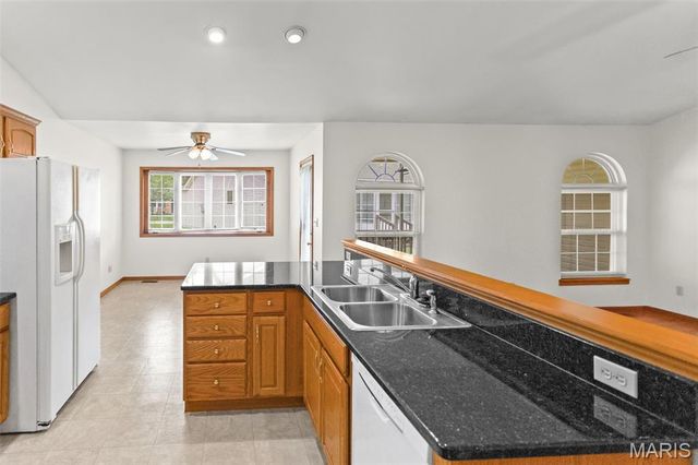 78 Parkside Drive, Bethalto, IL 62010