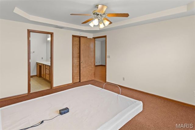 78 Parkside Drive, Bethalto, IL 62010