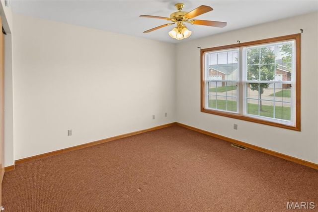 78 Parkside Drive, Bethalto, IL 62010