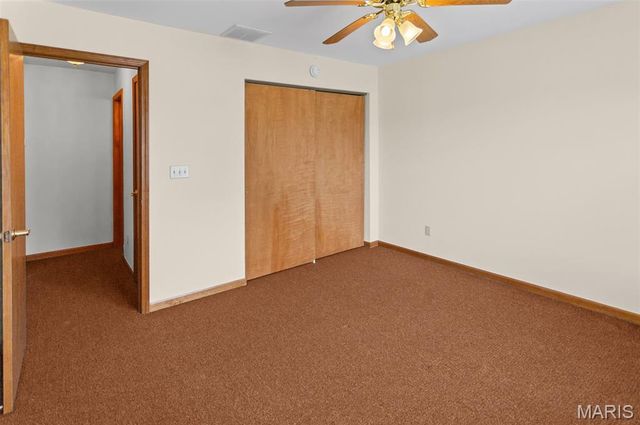 78 Parkside Drive, Bethalto, IL 62010