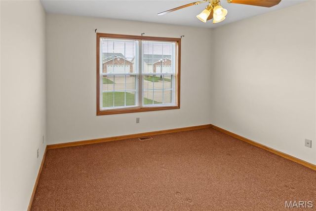 78 Parkside Drive, Bethalto, IL 62010