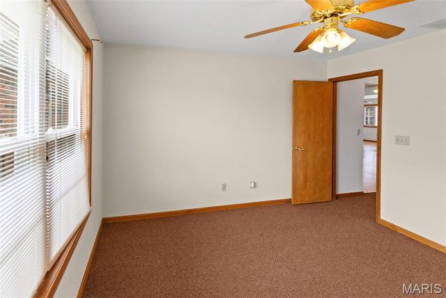 78 Parkside Drive, Bethalto, IL 62010