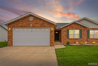 78 Parkside Drive, Bethalto, IL 62010