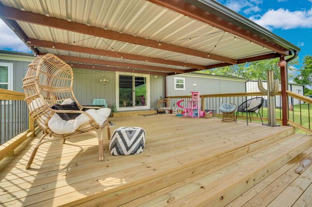 370 Parker Road, Palmer, TX 75152