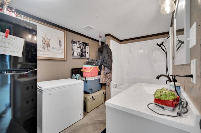 370 Parker Road, Palmer, TX 75152