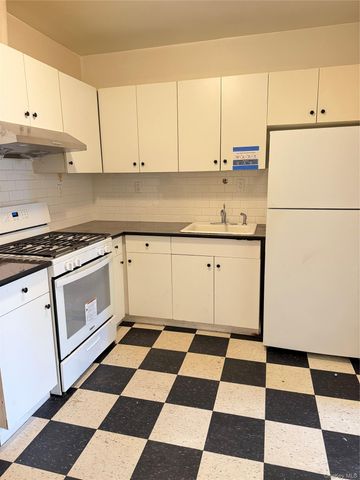 5005 108th Street, Corona, NY 11368