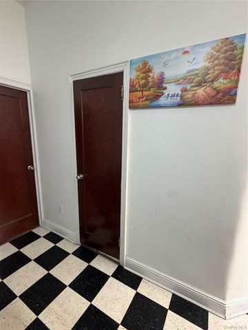 5005 108th Street, Corona, NY 11368