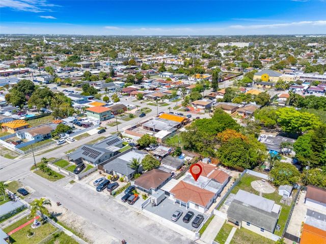 541 E 38th St, Hialeah, FL 33013