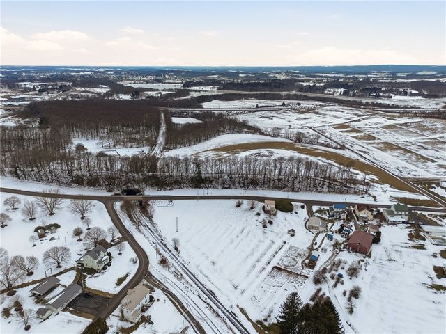 202 Sechler Road, Somerset, PA 15501