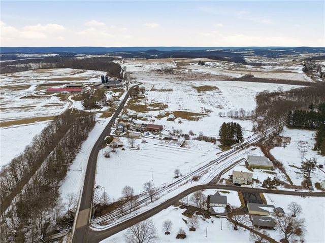 202 Sechler Road, Somerset, PA 15501