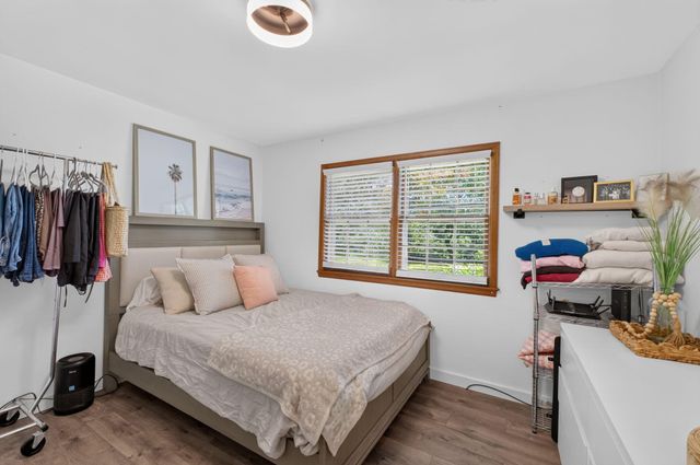 2406 E Broadmoor Street, Springfield, MO 65804