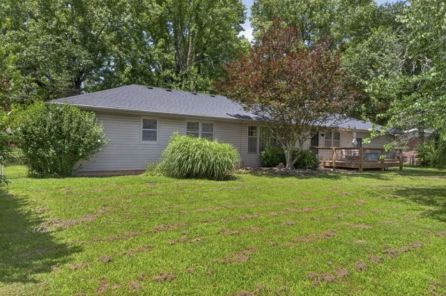 2406 E Broadmoor Street, Springfield, MO 65804