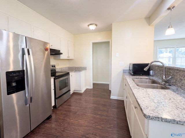 1808 Dailey Terrace, Huntsville, AL 35816
