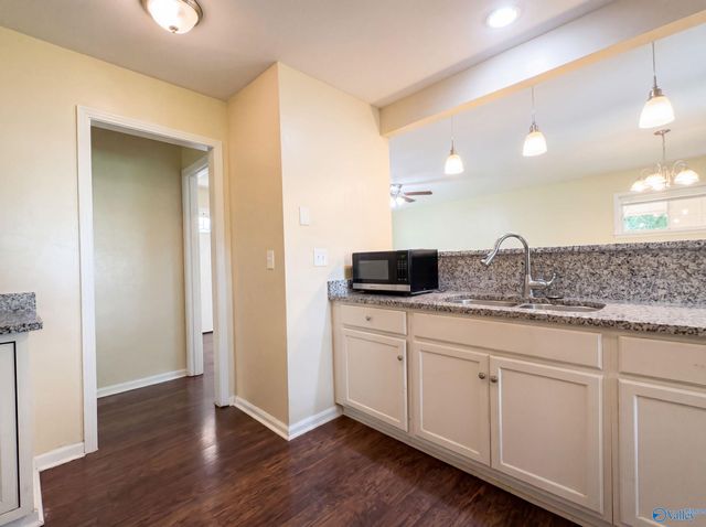 1808 Dailey Terrace, Huntsville, AL 35816